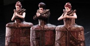 Cinderella - Stefania Ballone (matrigna), Antonella Albano, Virna Toppi (sorellastre) Ph. Marco Brescia & Rudy Amisano