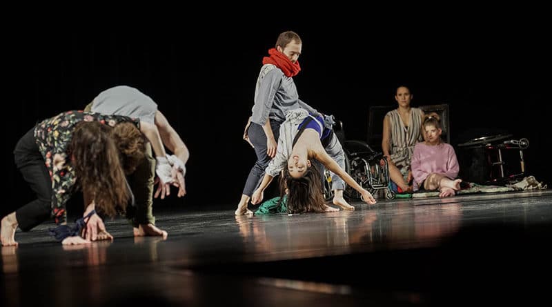 SZENE 2WEI inklusive tanzkompanie is Looking for one Male Dancer to Join the Company