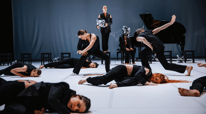 Ballet Theatre Pforzheim is Looking for Male Dancers for the 2021/22 Season (NEW DEADLINE for Online-Audition: 4th of April 2021)