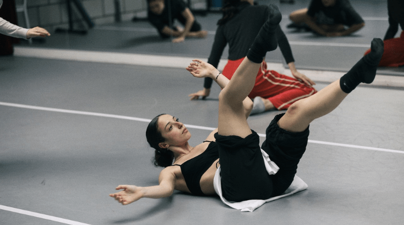 AUDITION FOR THE SHORT DANCE COLLECTIVE