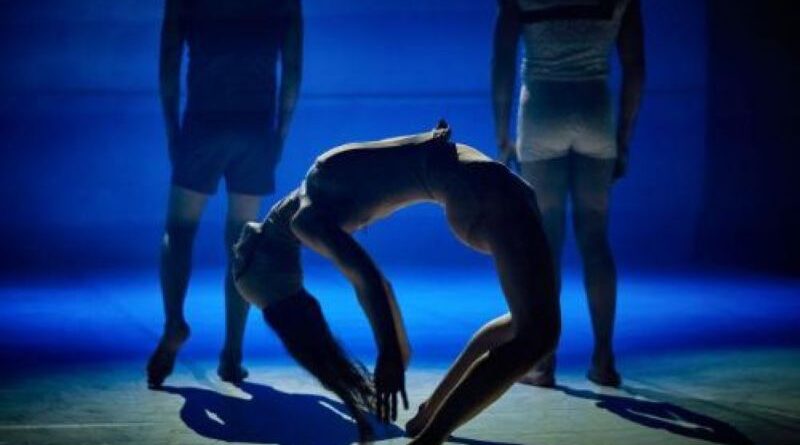 Aura Dance Theatre is Looking for Female Dancers