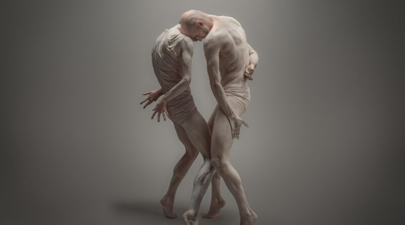 Duda Paiva and Dunja Jocić are Looking for Dancers