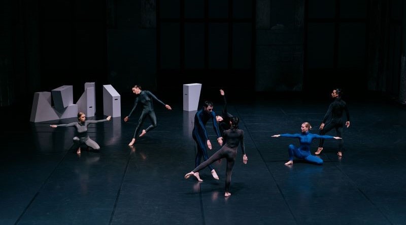 Tanz Company Gervasi is Looking for Female and Male Dancers