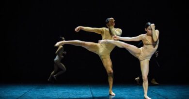 Aura Dance Theatre is Looking for Dancers