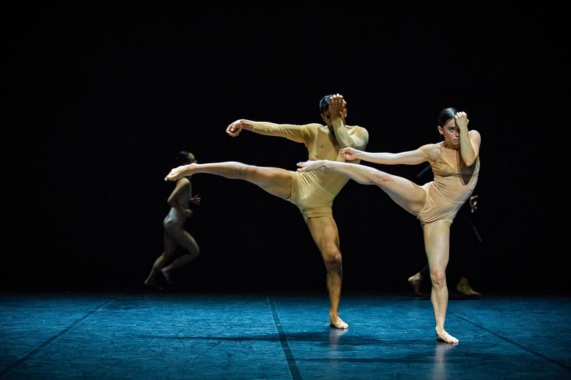 Aura Dance Theatre is Looking for Dancers