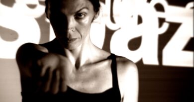 Company Ariella Vidach AiEP is Looking for Male and Female Dancers